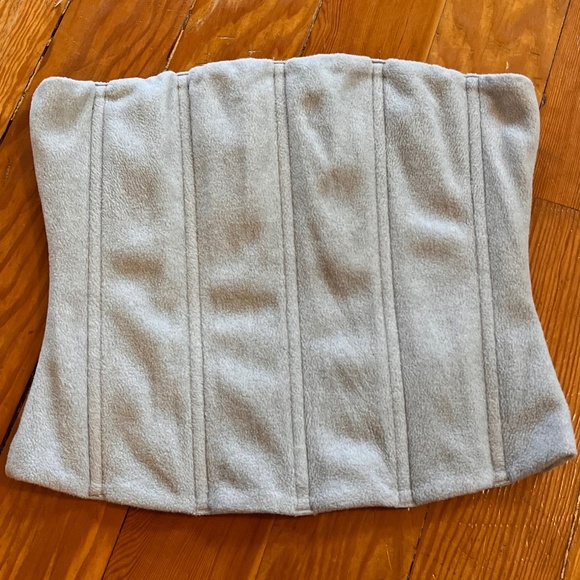 SKIMS Tops - SKIMS  Strapless Velvet bodice top Sz M